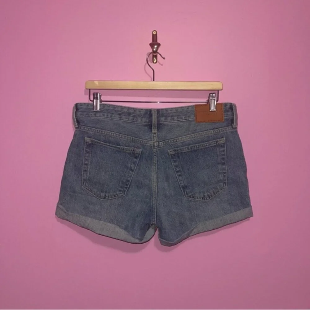 Lucky‎ Brand Jean Shorts Women's Size 28 Blue Denim Boyfriend Cuffed Cotton